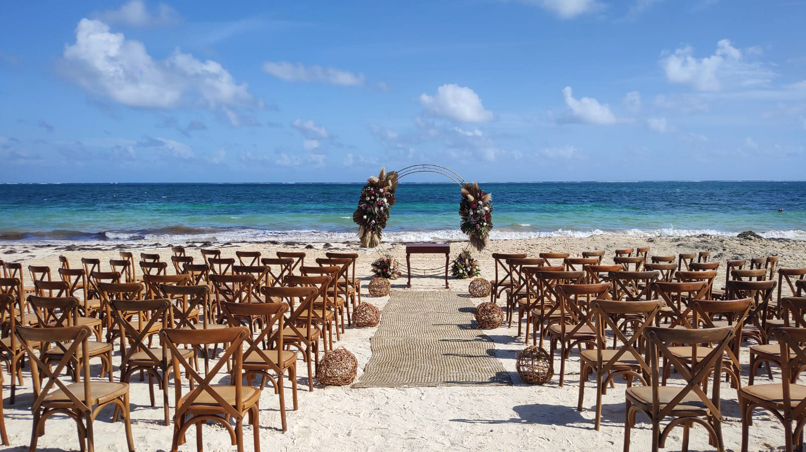 tips for cancun weddings