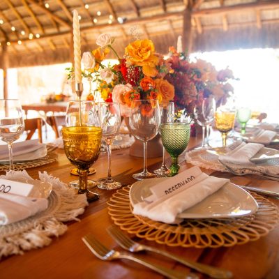 acamaya-weddings-table