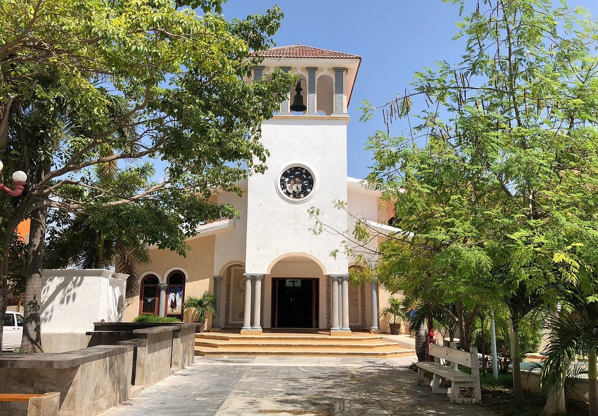 Puerto Morelos Church
