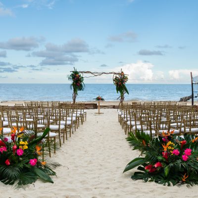 Acamaya Weddings - Beach Weddings