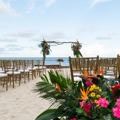 Acamaya Weddings - Beach Weddings